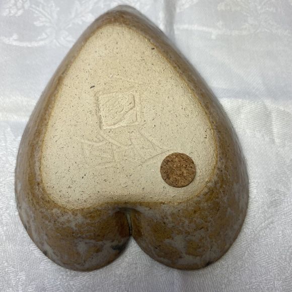 Ceramic Studio Art Pottery Glazed Heart Leaf Print Trinket Dish Tray Signed - Picture 10 of 11